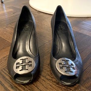 TORY BURCH most comfortable EVER leather wedge